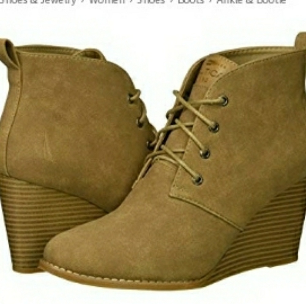 Nautica wedge style boots 0014
